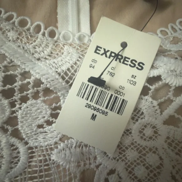 Express Sz M White Lace Mini Dress Boho Chic Short Sleeves NWT - Picture 10 of 12